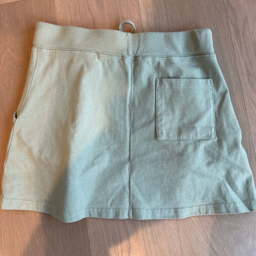 Brandy Melville Cotton Skirt - Picture 3 of 3